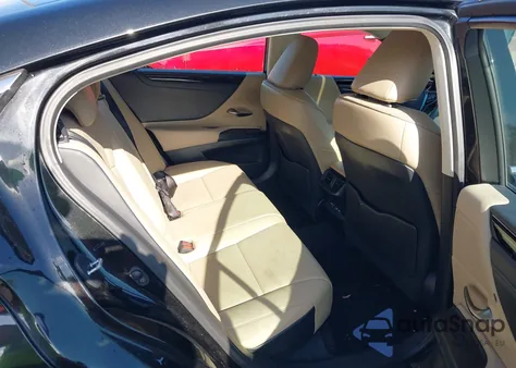 2020 Lexus Es 350 z USA, uszkodzony, nr VIN 58ADZ1B14LU077037